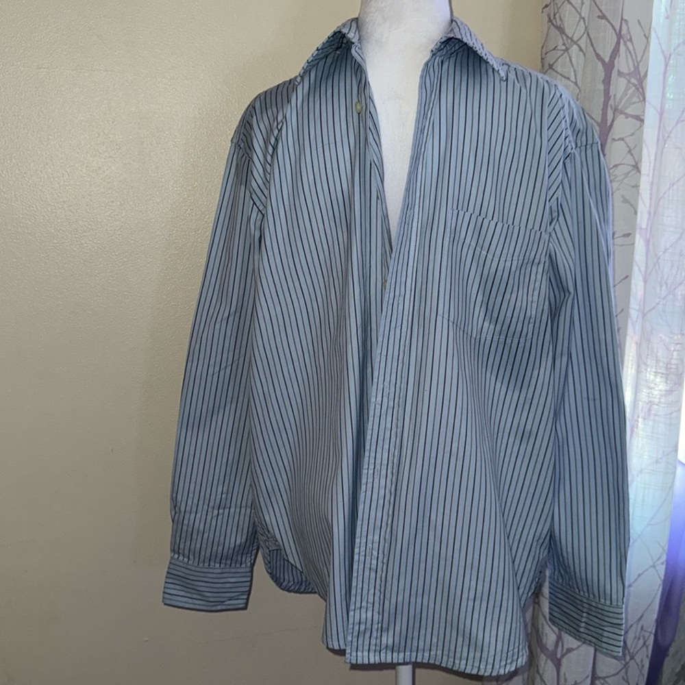 Old Navy striped blue and tan dress shirt size medium